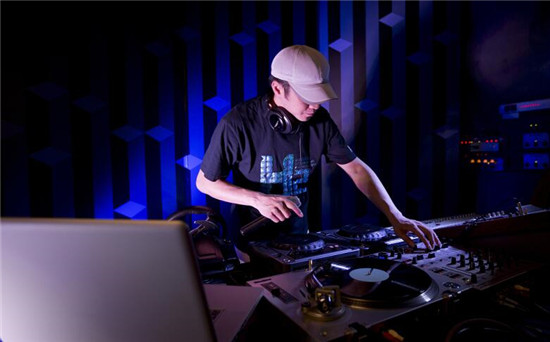 ȥѧdj